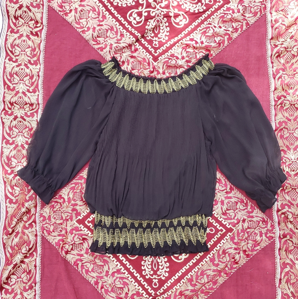 XOXO Black And Gold 3/4 Sleeve Blouse